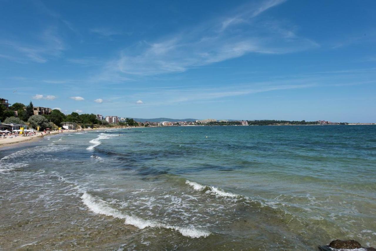 Gt Riviera Fort Beach Apartments Ravda Dış mekan fotoğraf